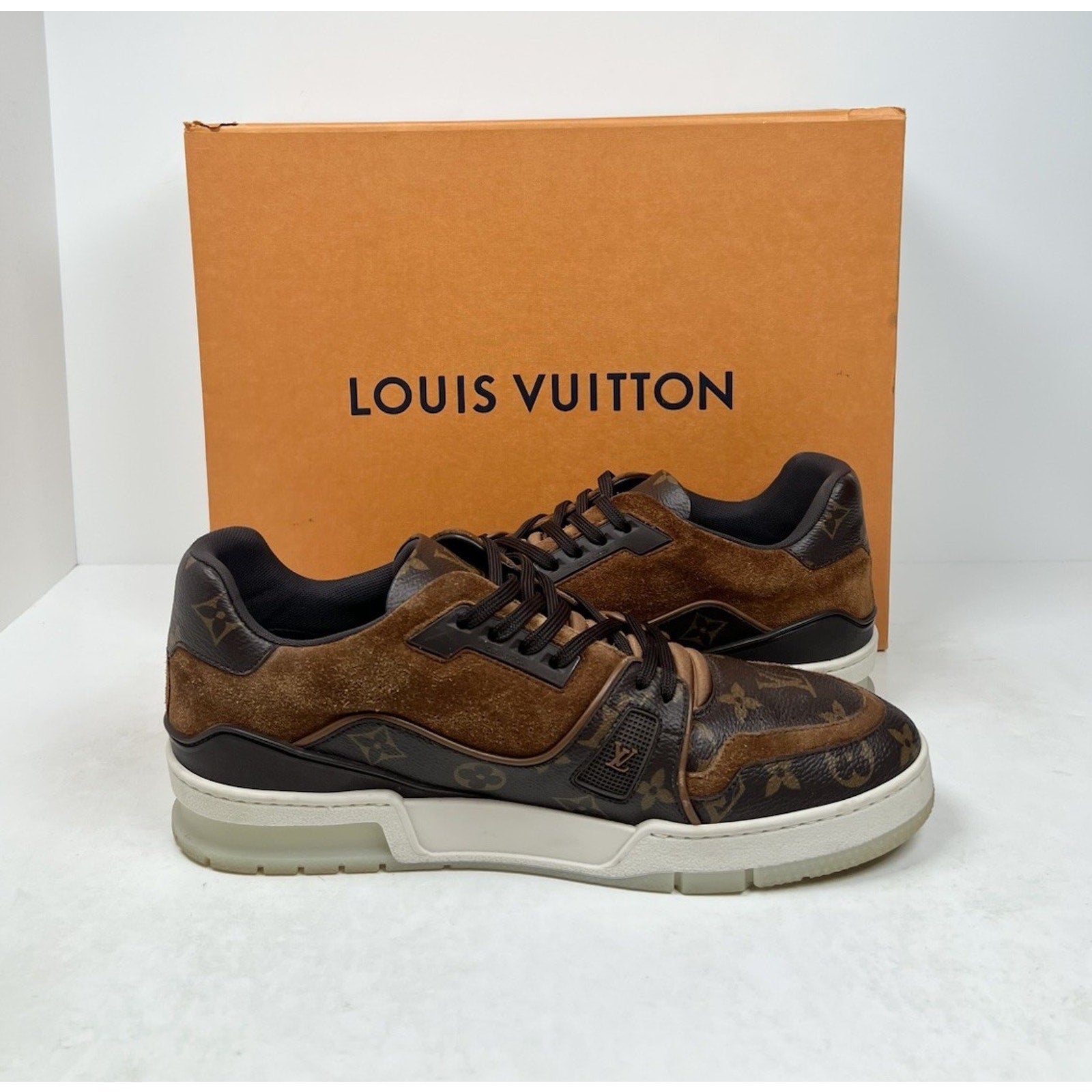 Size 8.5LV/9.5US - Louis Vuitton Brown Suede Monogram