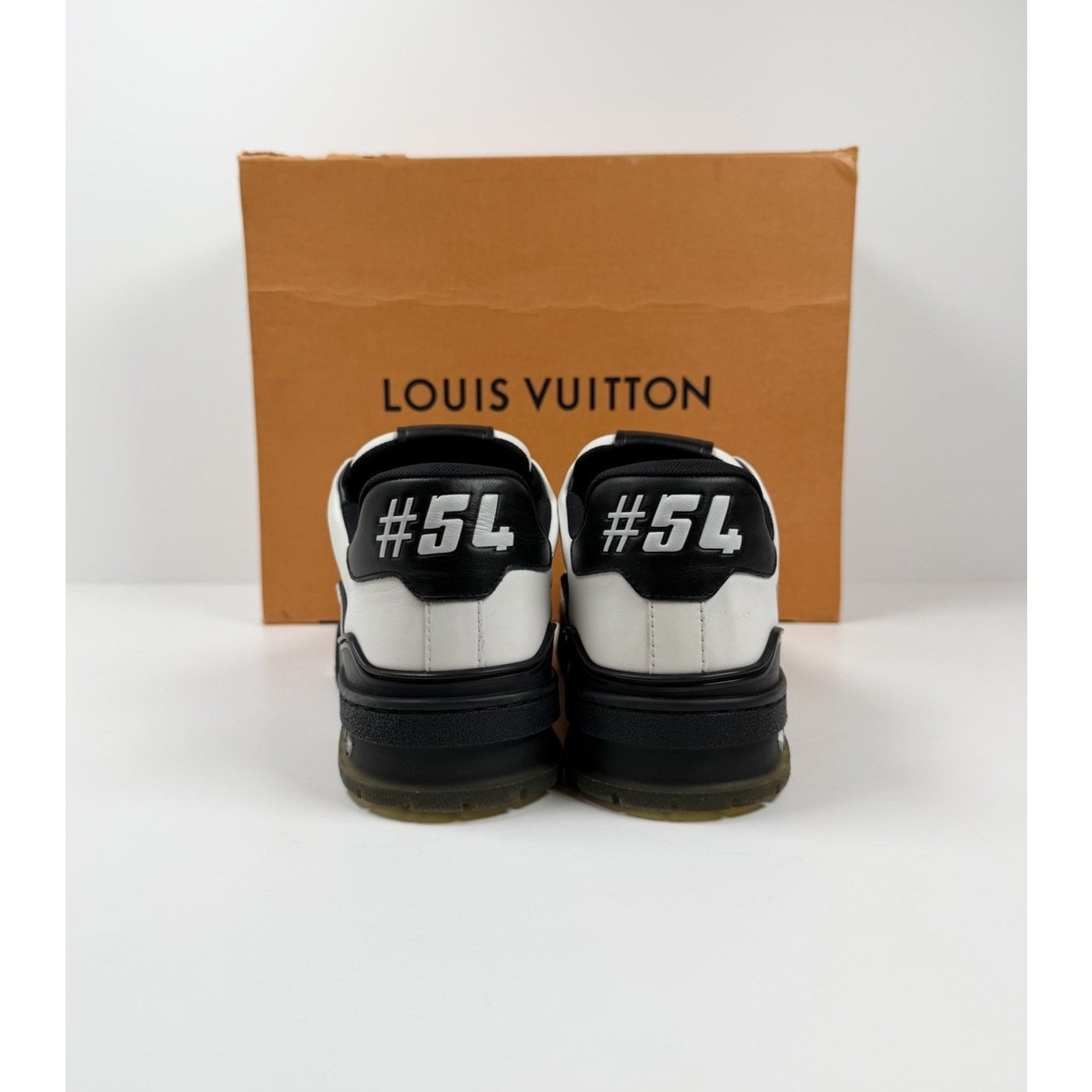 Size 7UK/8US - Louis Vuitton White Black Trainers