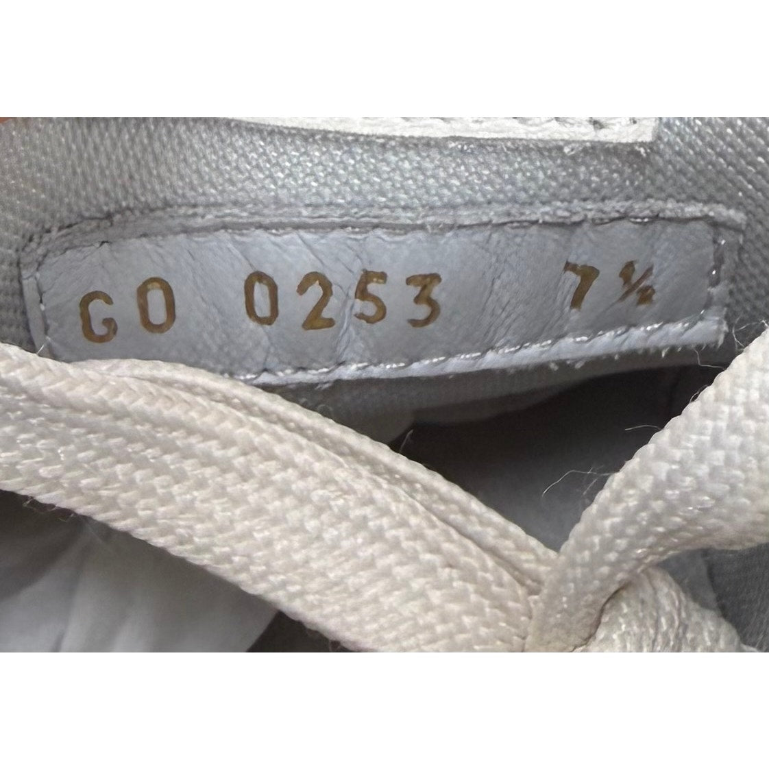 Size 7.5UK/8.5US - Louis Vuitton White Leather Trainers