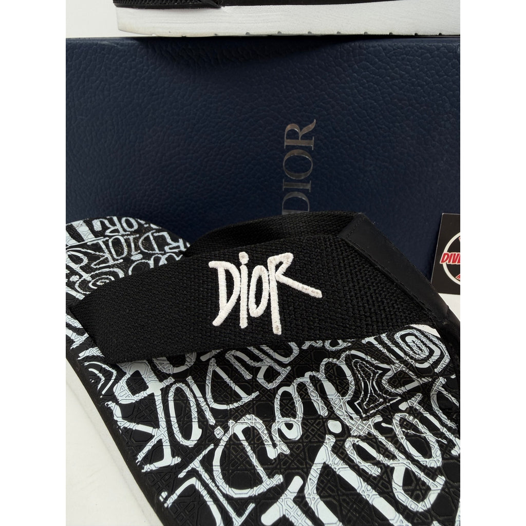 Size 41EU/8US - Dior x Shawn Stussy Flip Flops