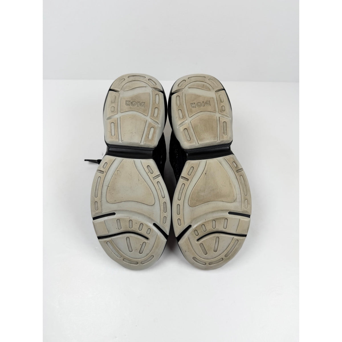 Size 41EU/8US - Dior B24 Monogram Low