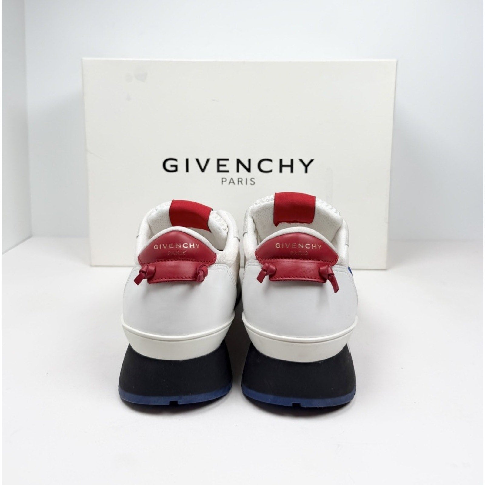 Size 39EU/6US - Givenchy Active Runners 1952
