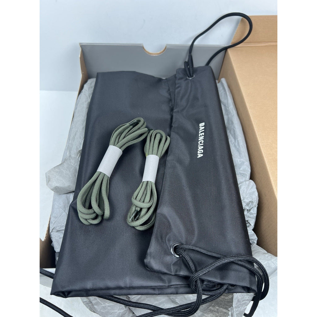 Size 40EU/7US - Balenciaga Track Green/Navy/Yellow NEW