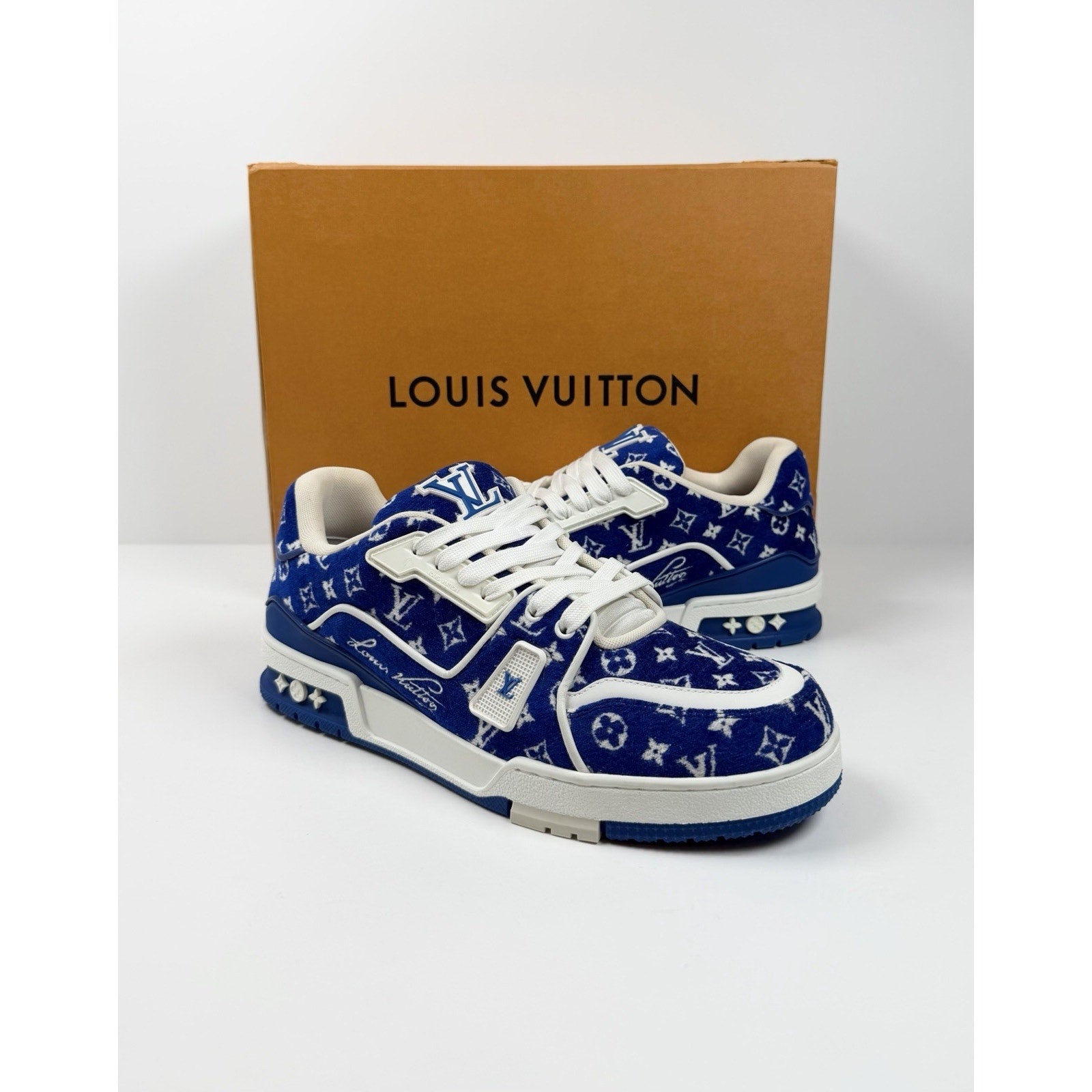 Size 8UK/9US - Louis Vuitton Monogram Textile Trainer NEW