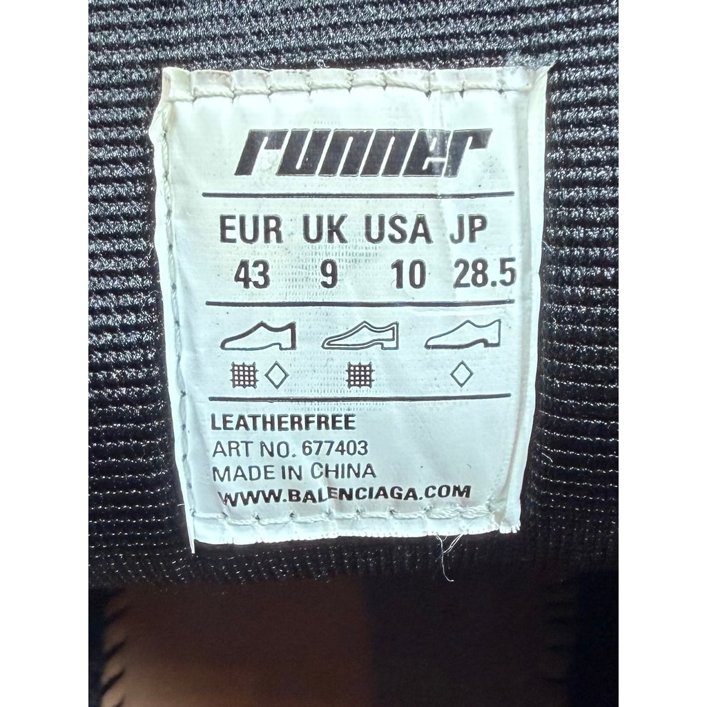 Size 43EU/10US - Balenciaga Runner Black White