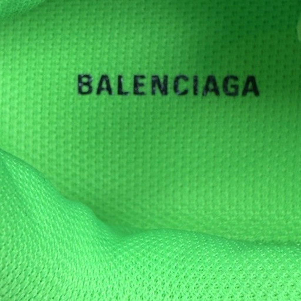 Size 35EU/5W - Balenciaga Triple S Fluo Green NEW