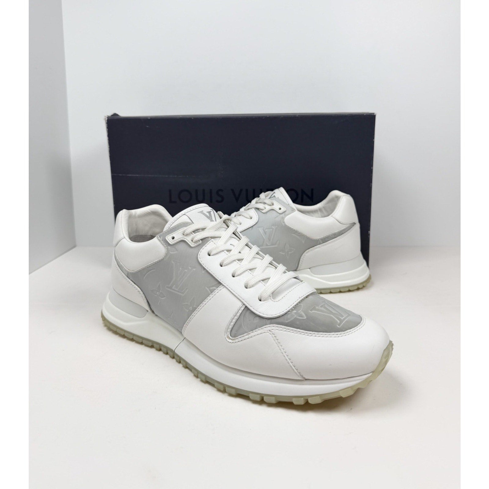 Size 7LV/8US - Louis Vuitton Run Away White Monogram