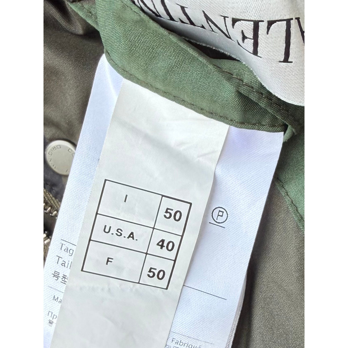 Size 2XL - Valentino Garavani Camo Nylon Jacket