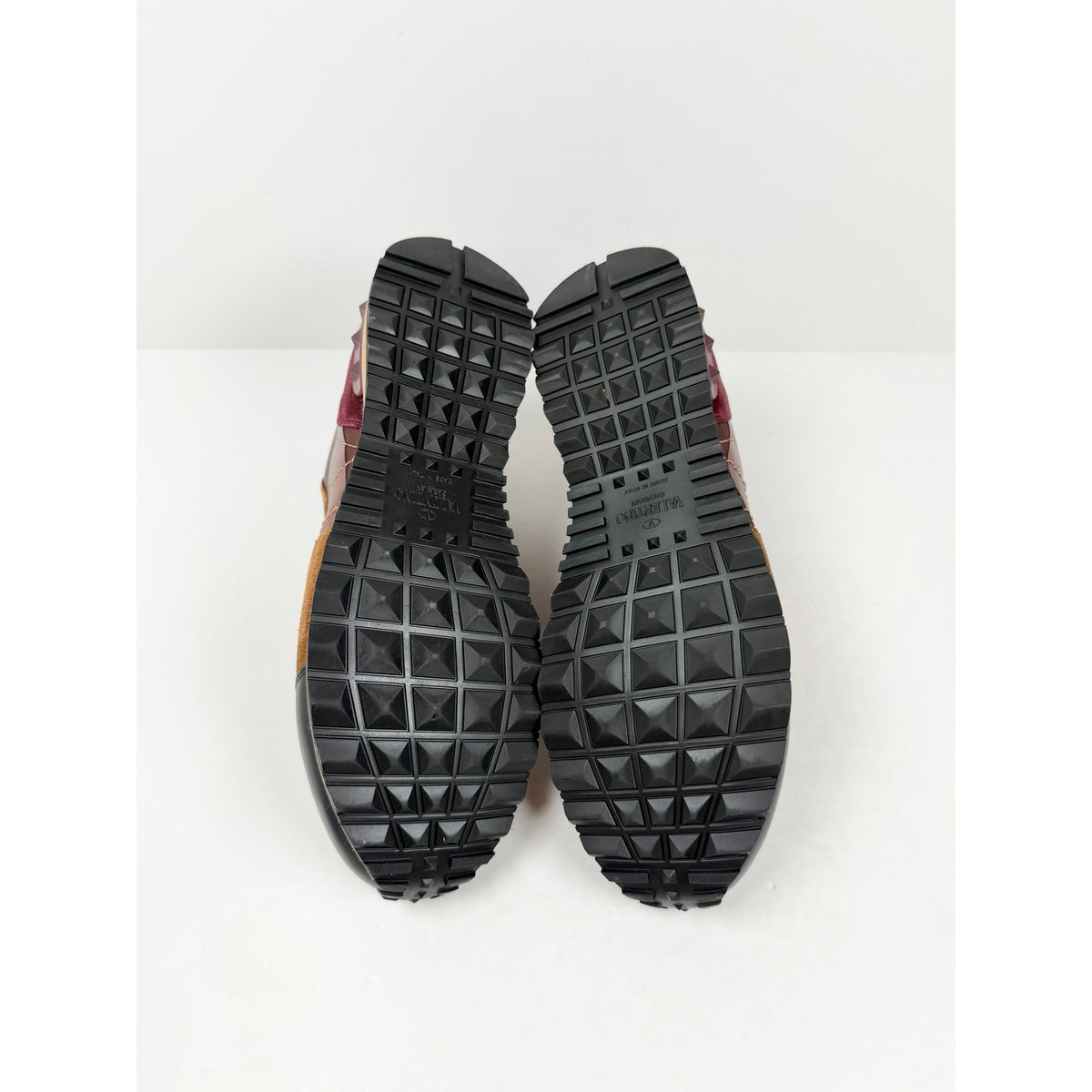 Size 42EU/9US - Valentino Garavani Rockrunner Camo