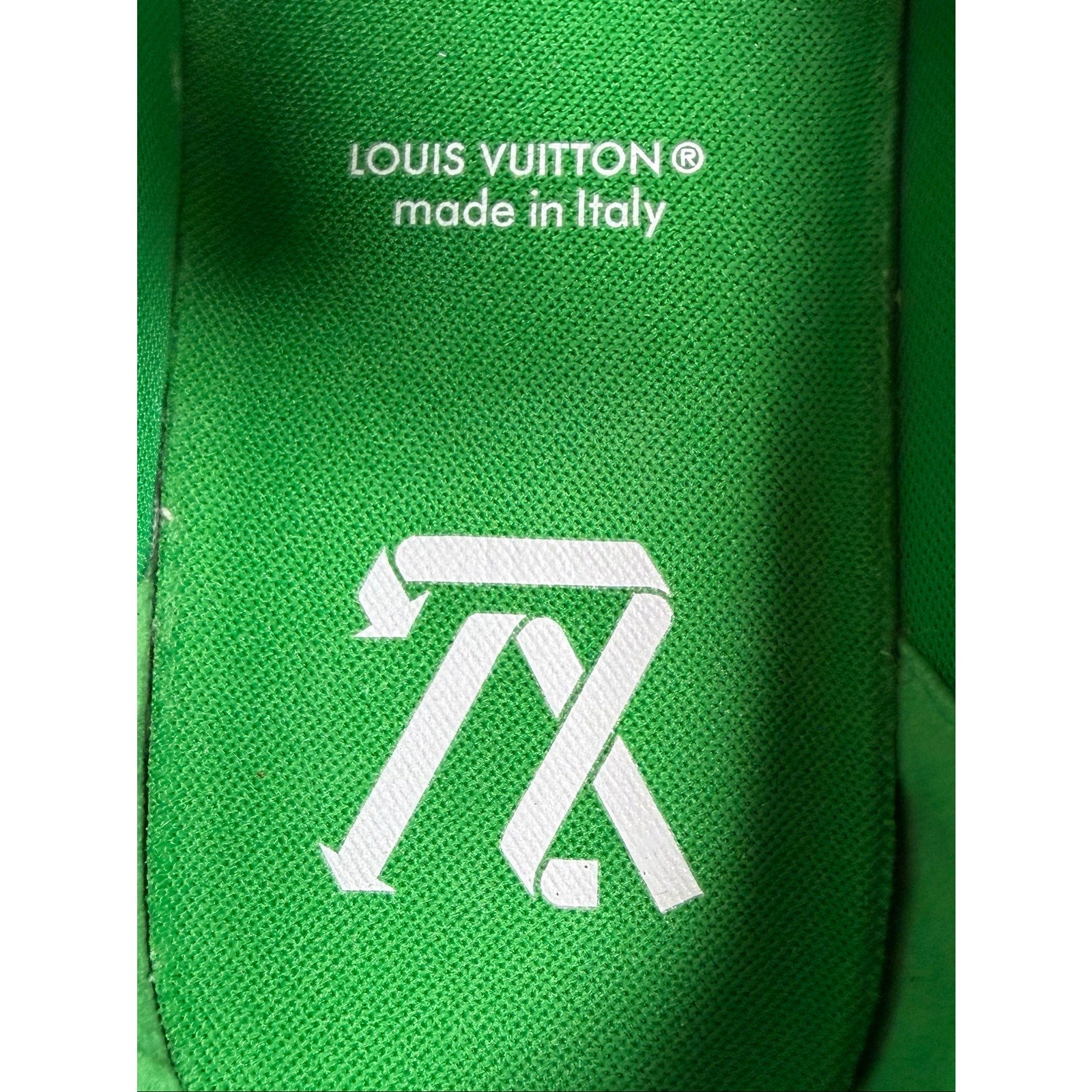Size 7LV/8US - Louis Vuitton Trainer White Green