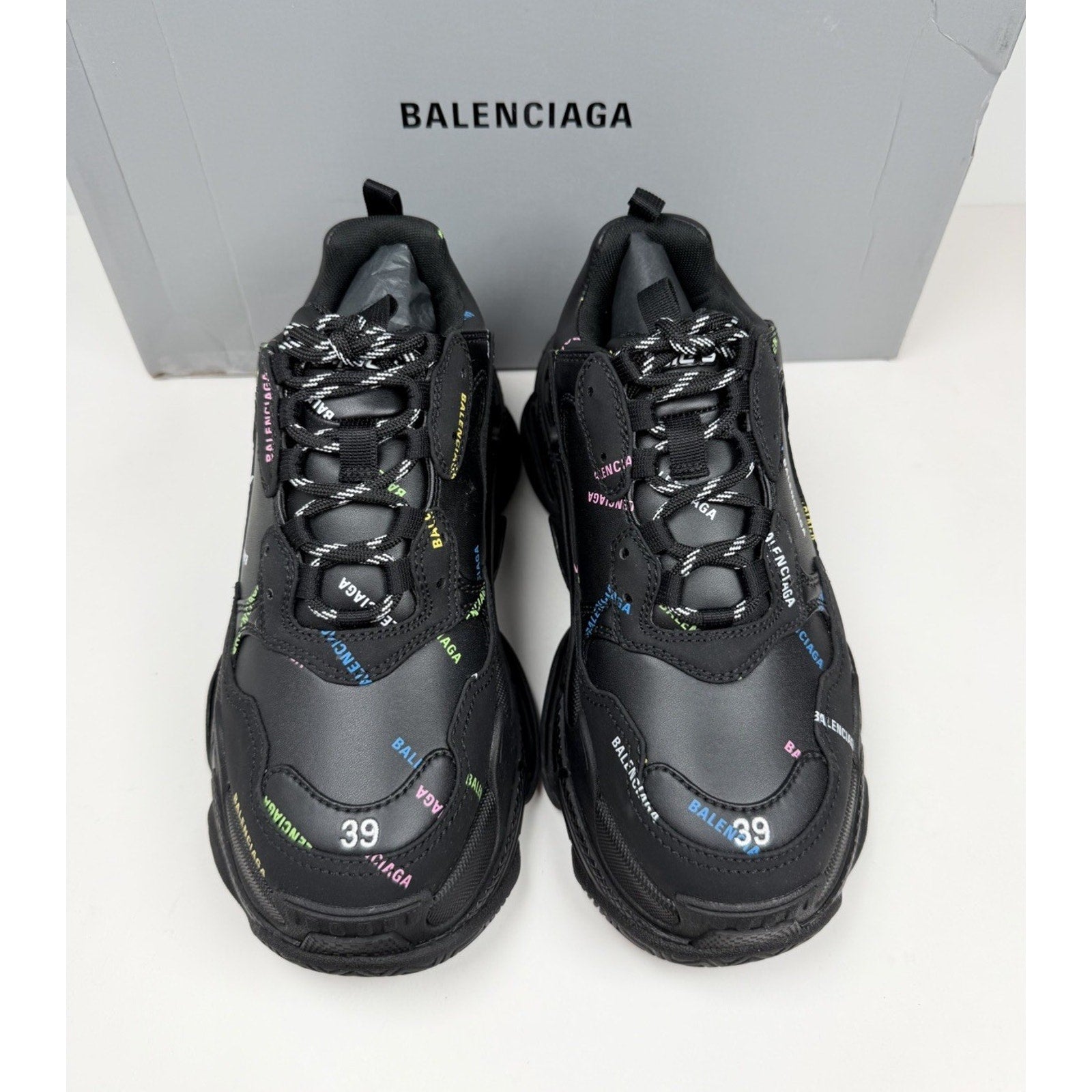 Size 39EU/6US - Balenciaga Triple S Multicolor NEW