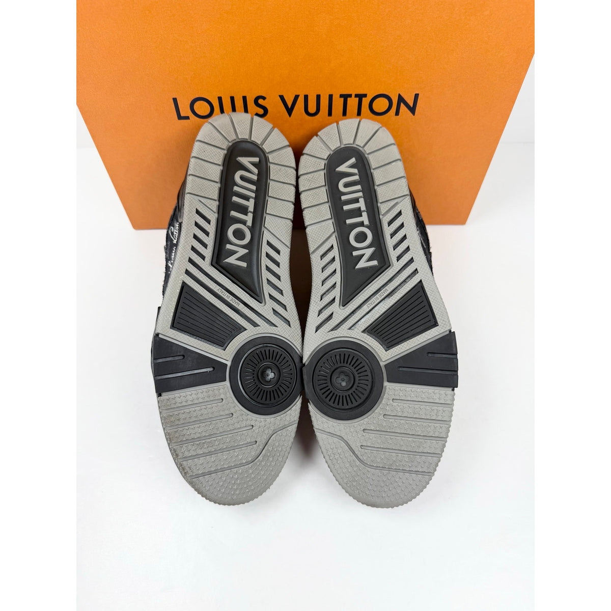 Size 7LV/8US - Louis Vuitton Monogram Denim Trainer
