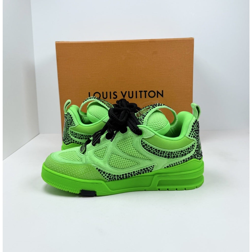 Size 8LV/9US - Louis Vuitton Skate Green Like New