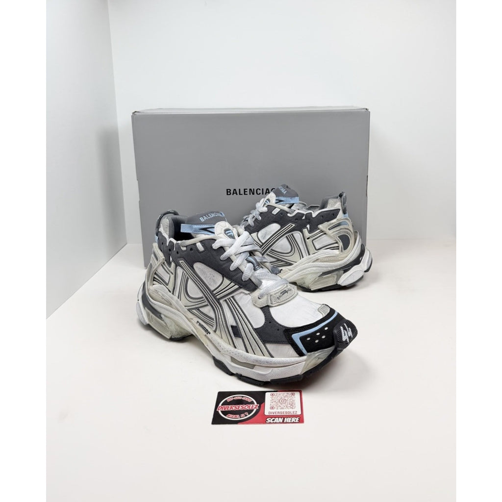 Size 43EU/10US - Balenciaga Runner Distressed NEW