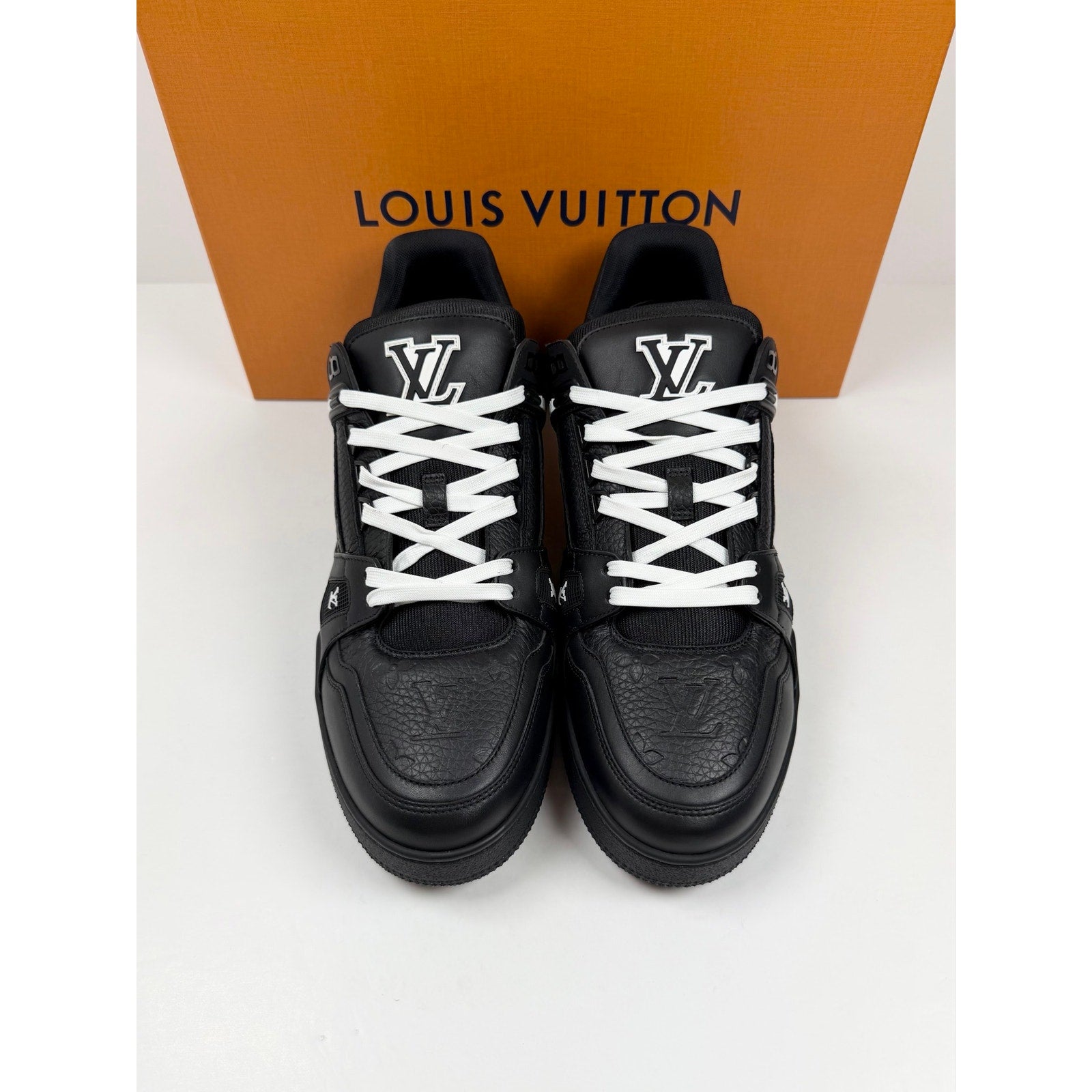Size 10LV/11.5US - Louis Vuitton Trainer Black NEW