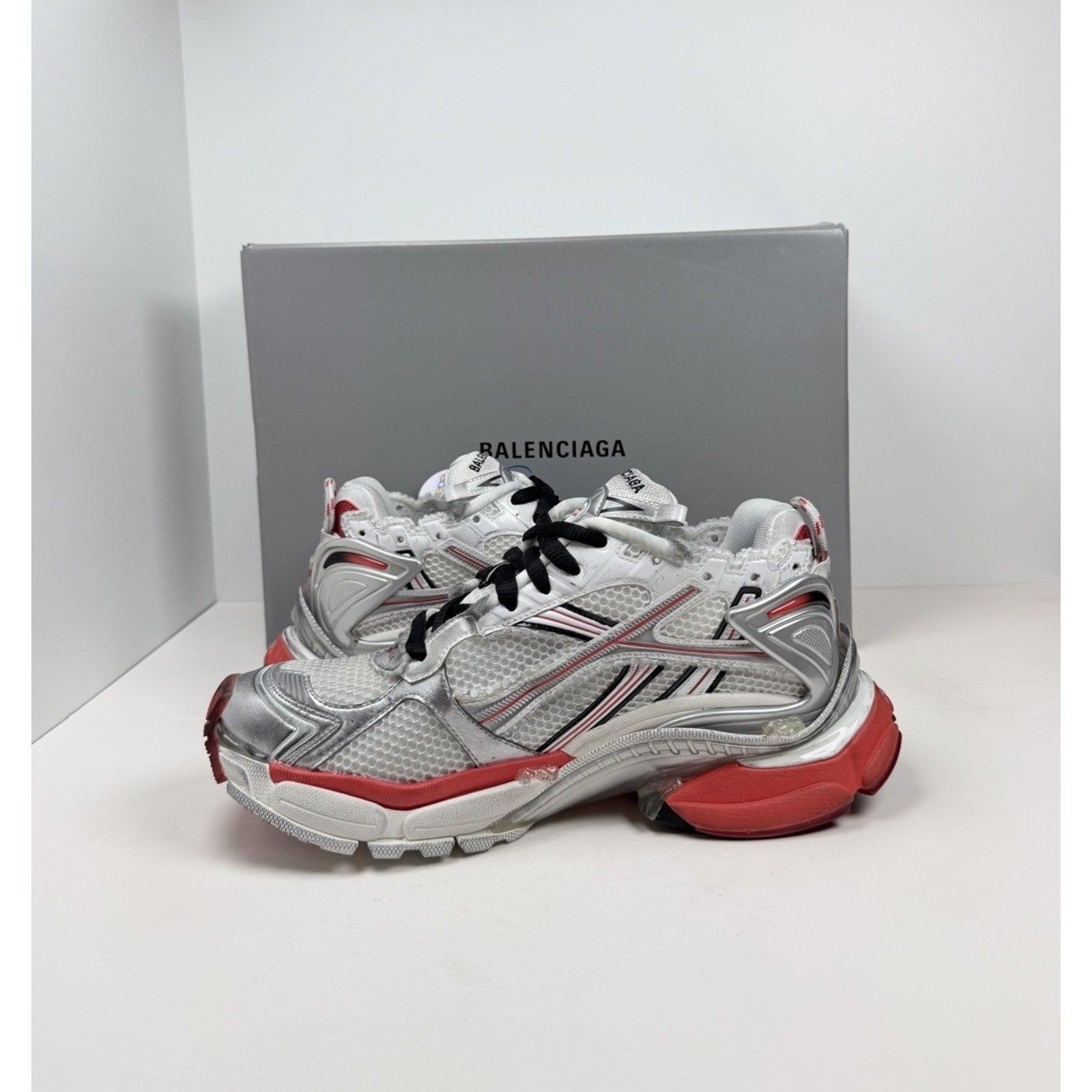 Size 43EU/10US - Balenciaga Runner White Red Black NEW