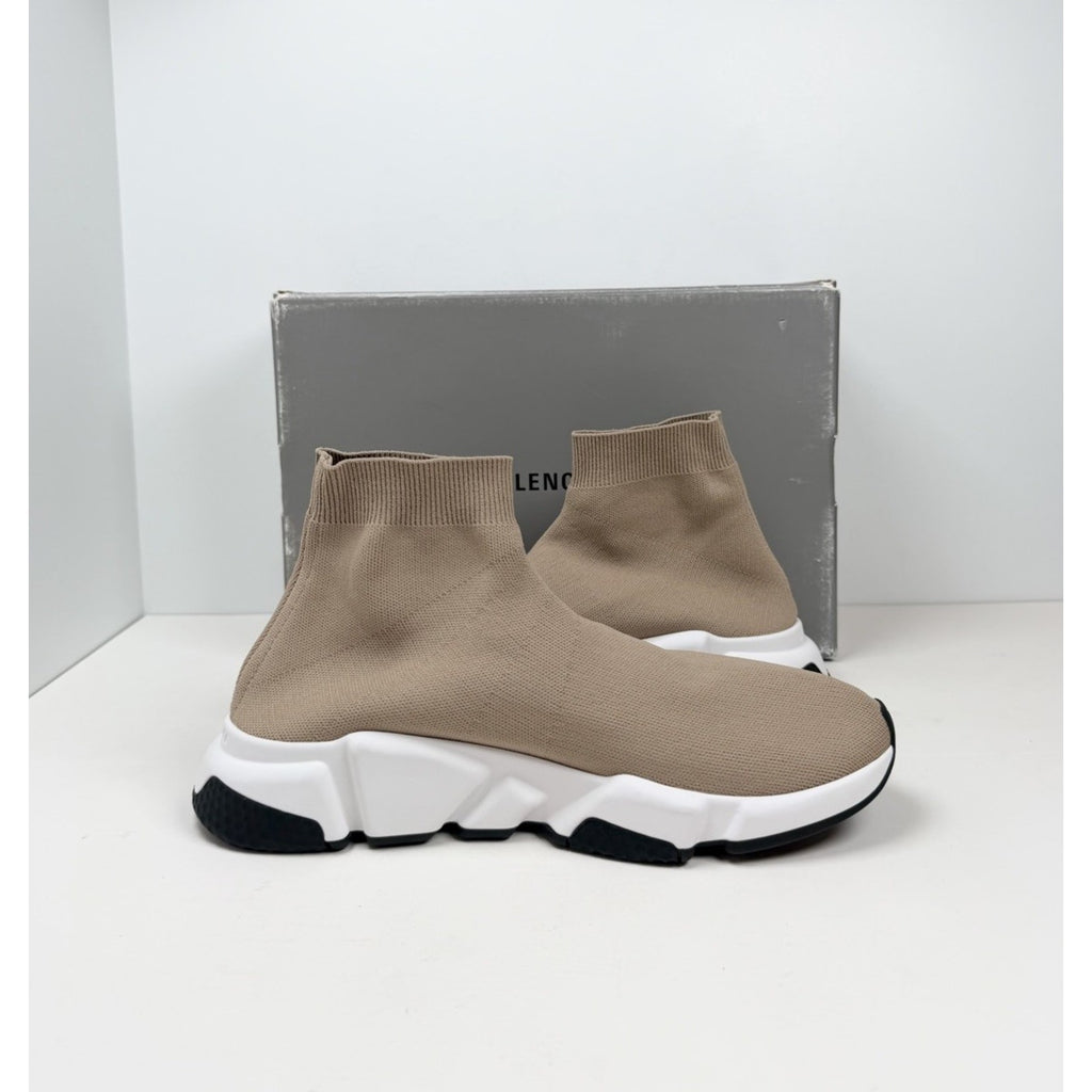 Size 41EU/8US - Balenciaga Speed Trainer Beige NEW