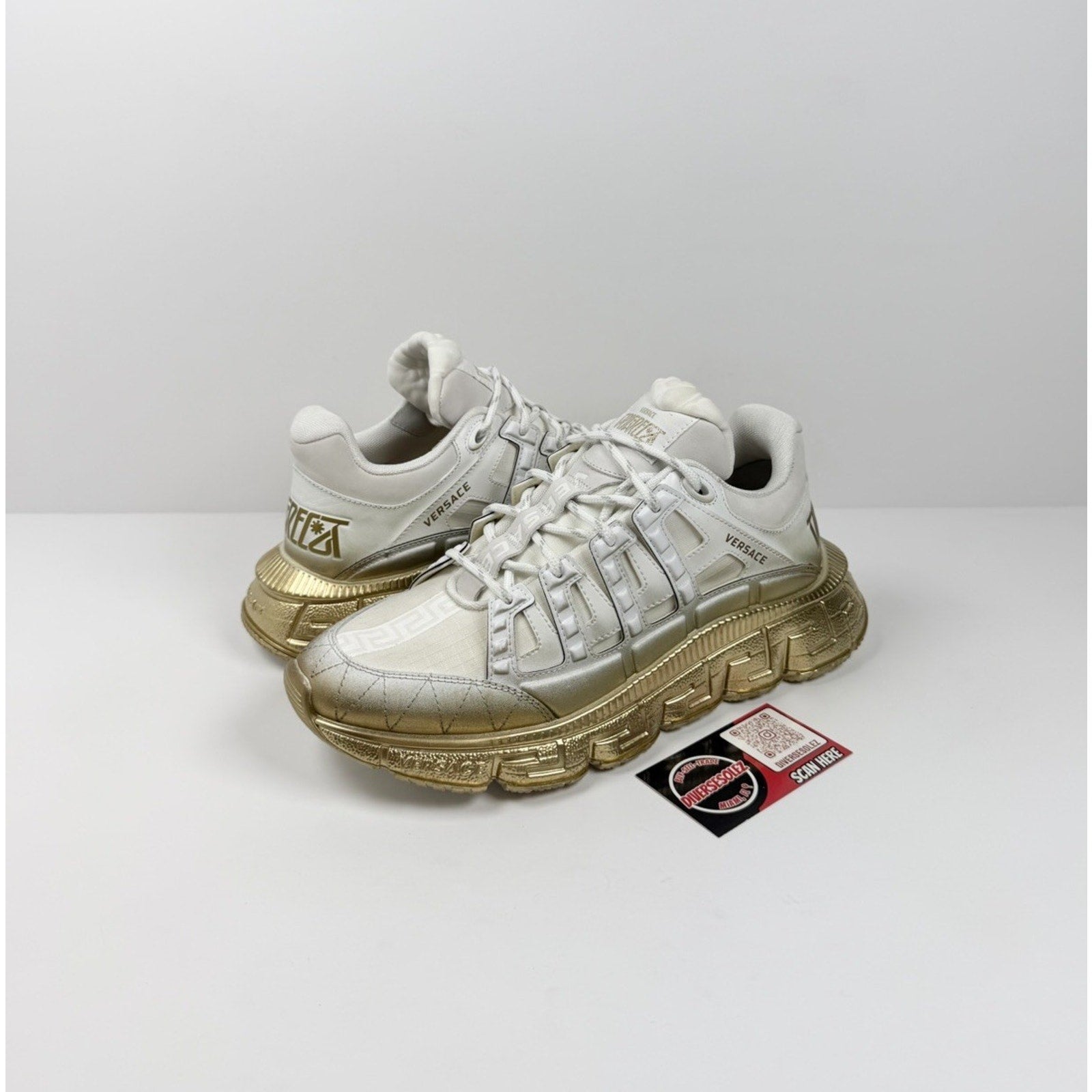 Size 40EU/7US - Versace Trigreca White Gold Sneakers NEW