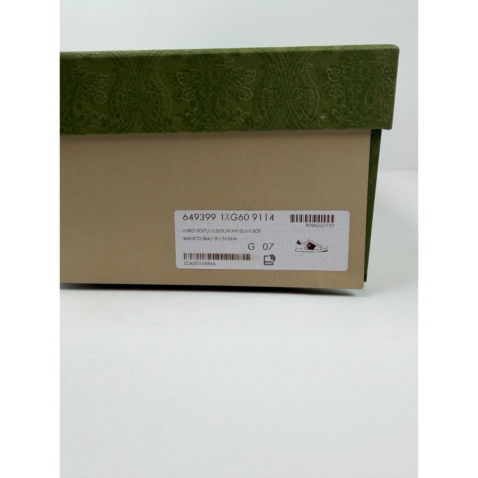 Size 7.5US - Gucci Ace X Disney Donald Duck NEW