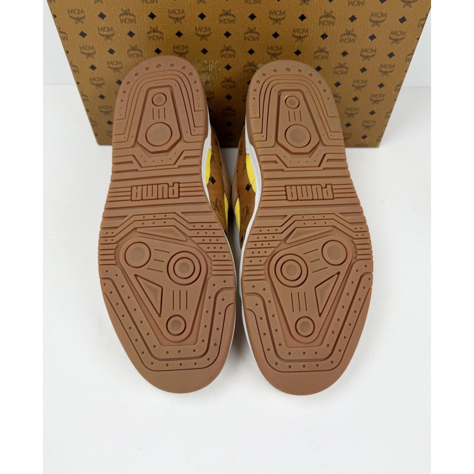 Size 9.5 - MCM x Puma Slipstream Low NEW