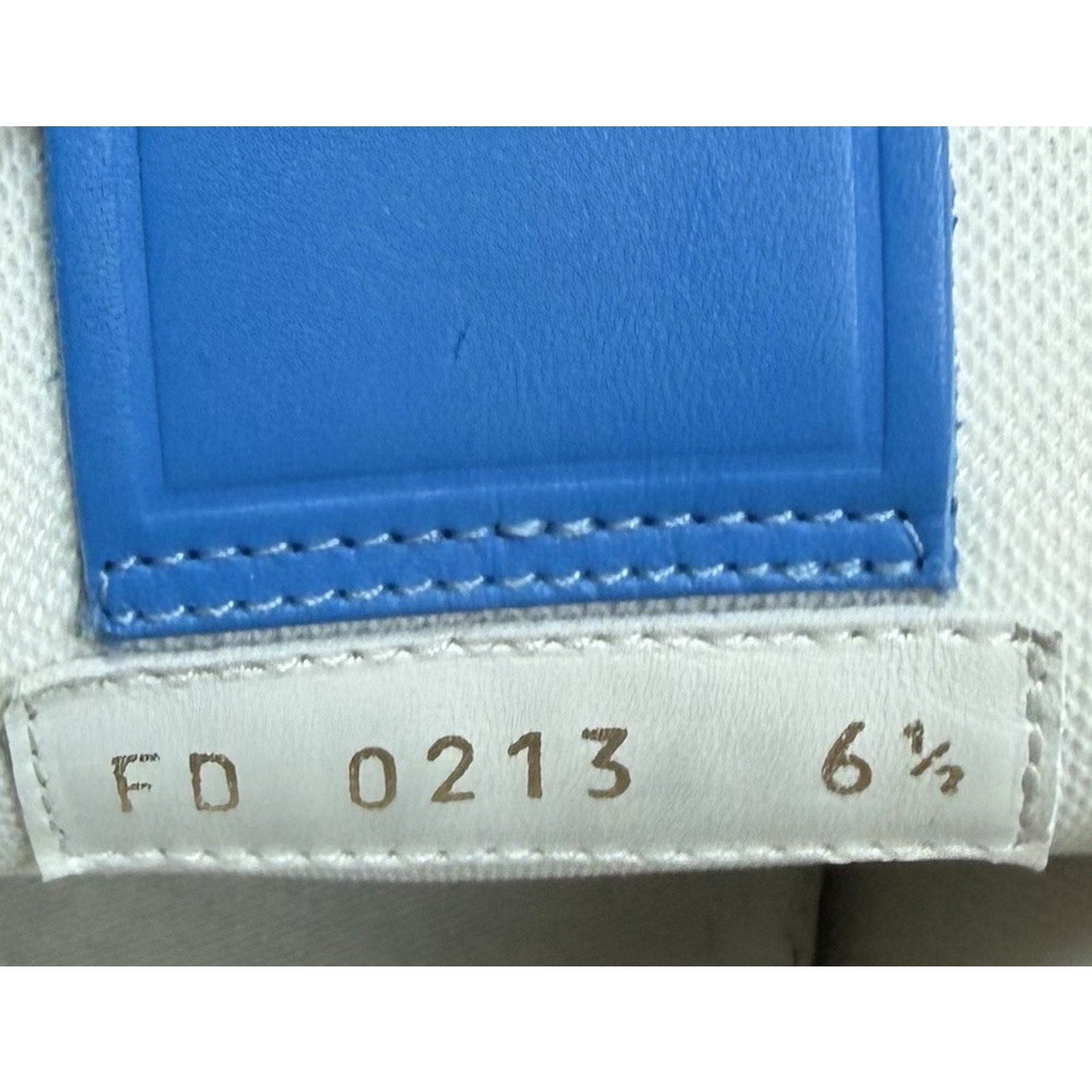 Size 6.5LV/7.5US - Louis Vuitton x Yayoi Kusama Trainer