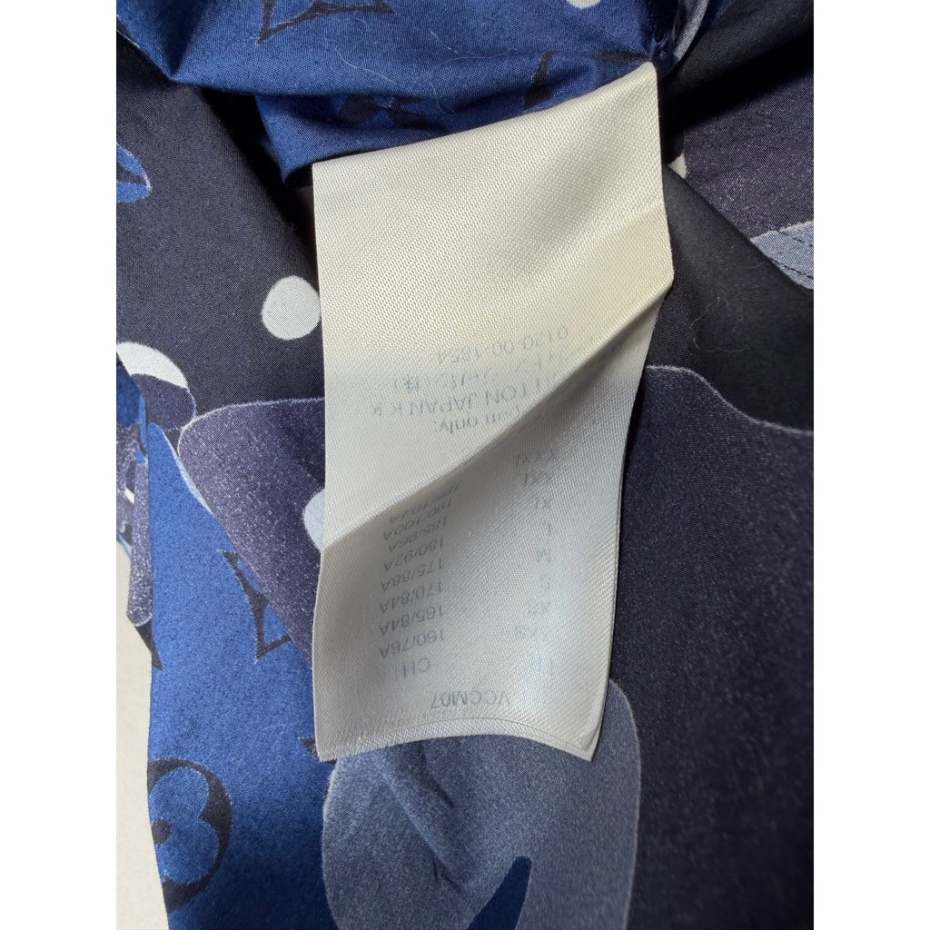 Size S - Louis Vuitton Camo Monogram Button Up