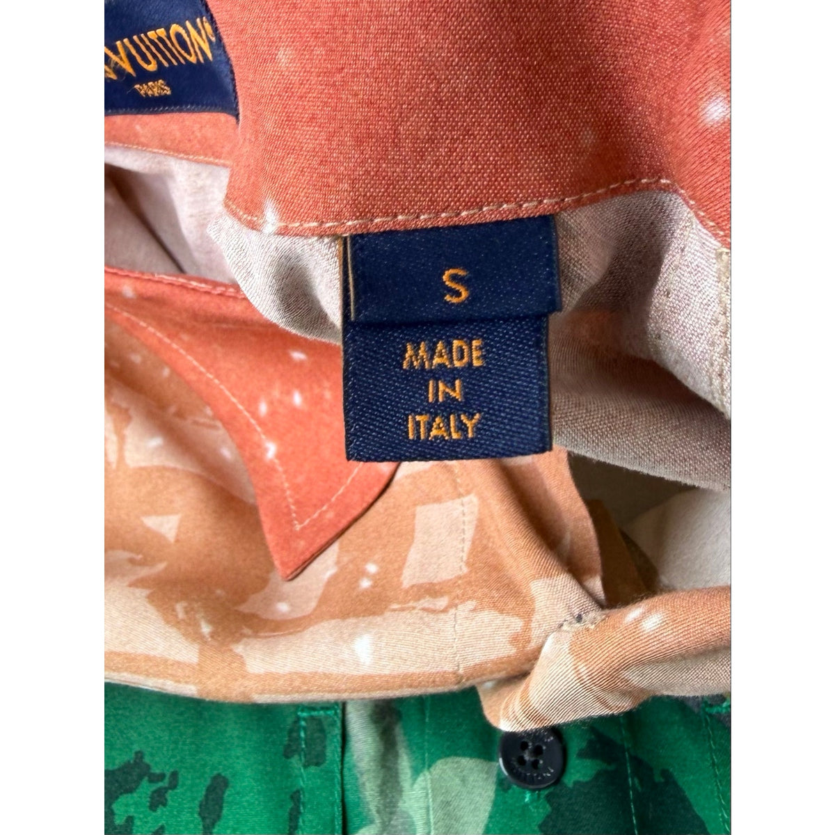 Size XL - Louis Vuitton alien button down shirt