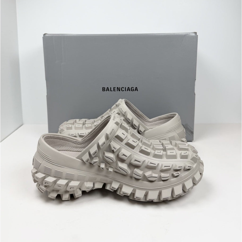 Size 8 Women's - Balenciaga Defender Beige Clogs NEW