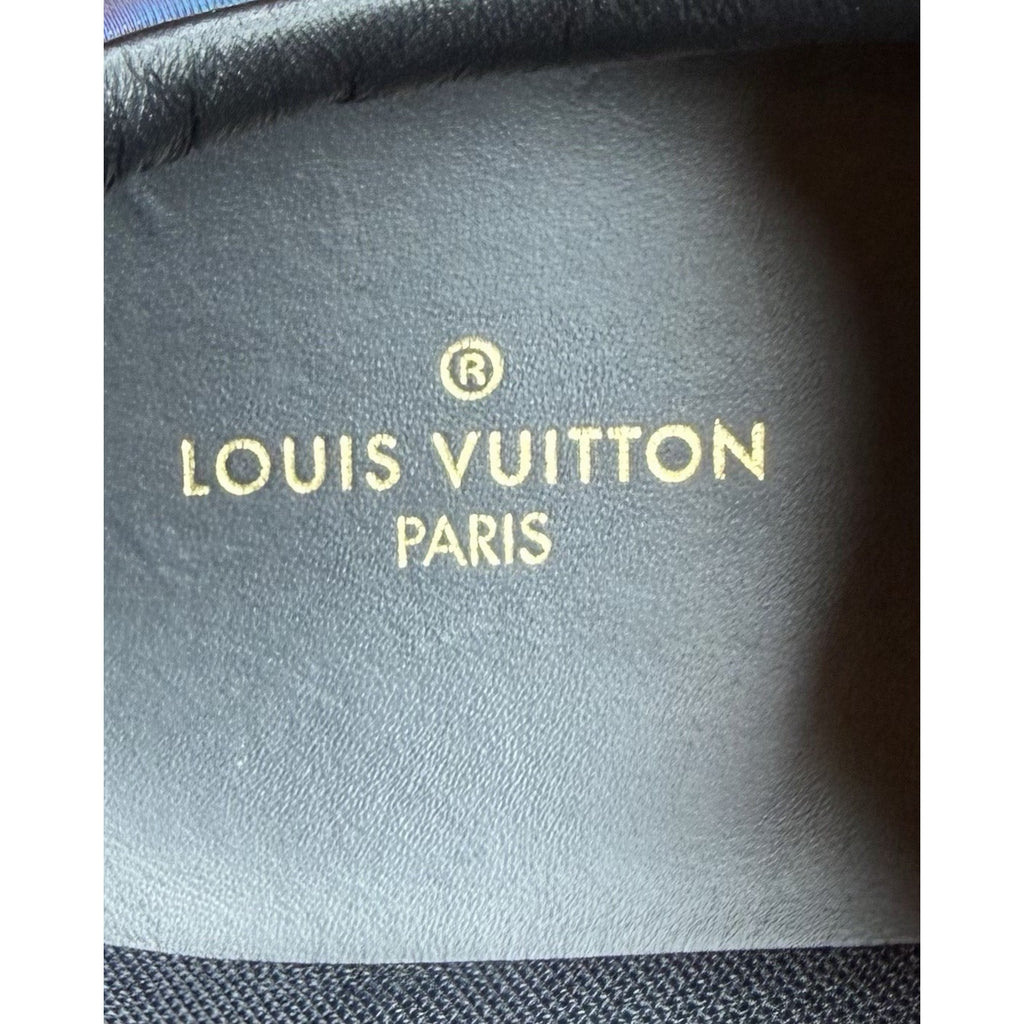 Size 8.5LV/9.5US - Louis Vuitton Luxembourg Like New