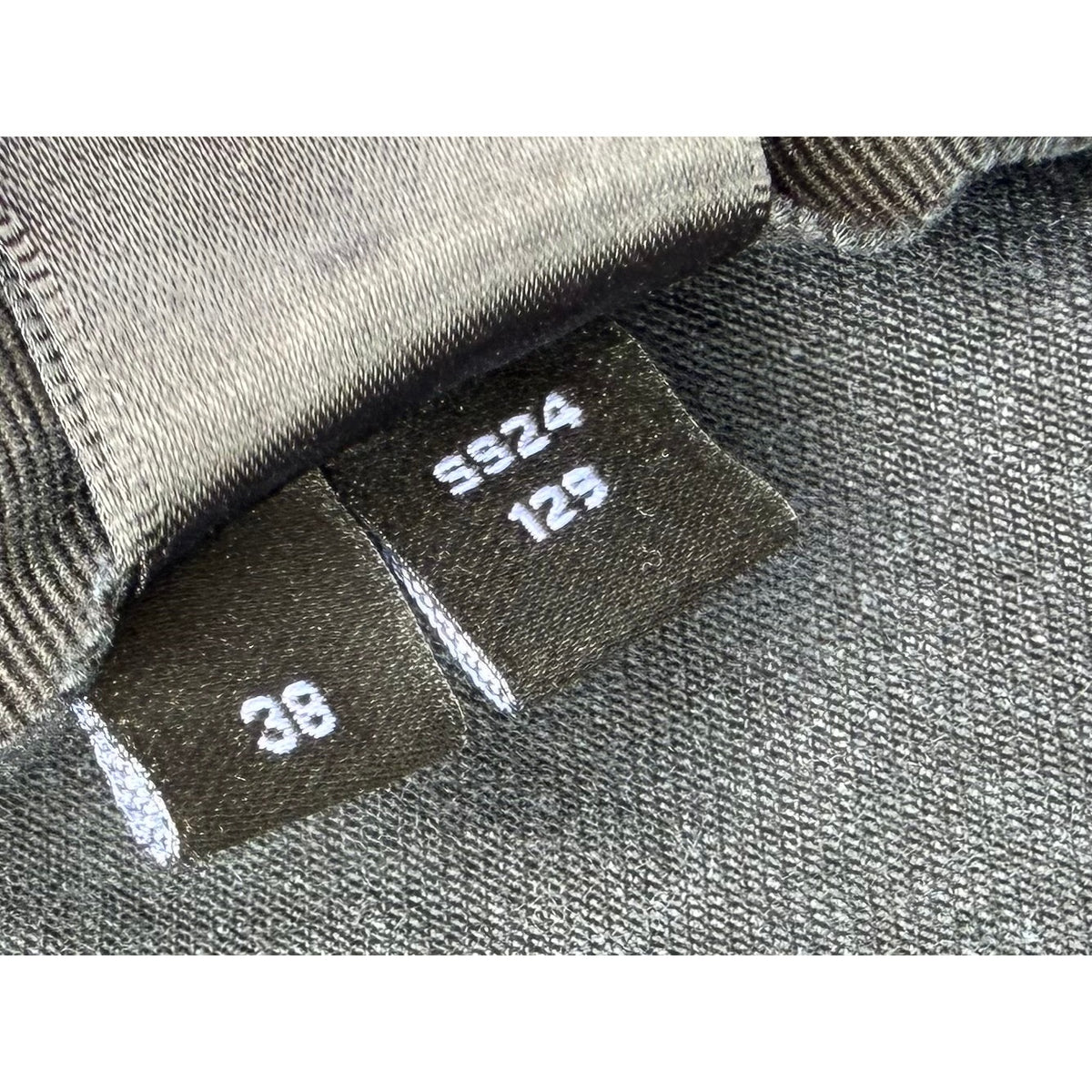 Size 38 - Amiri Distressed Jeans Gold Flake