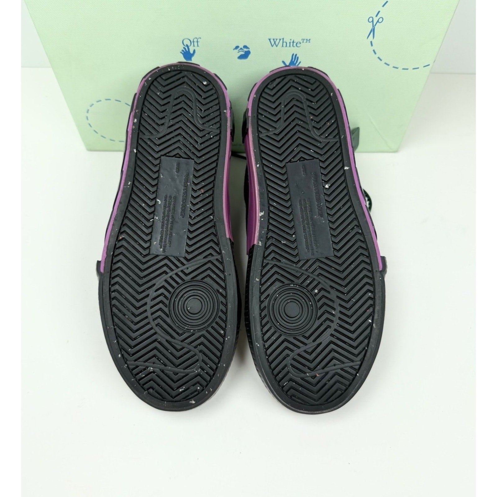 Size 36EU/6W - Off-White Vulcanized Canvas Black/Purple