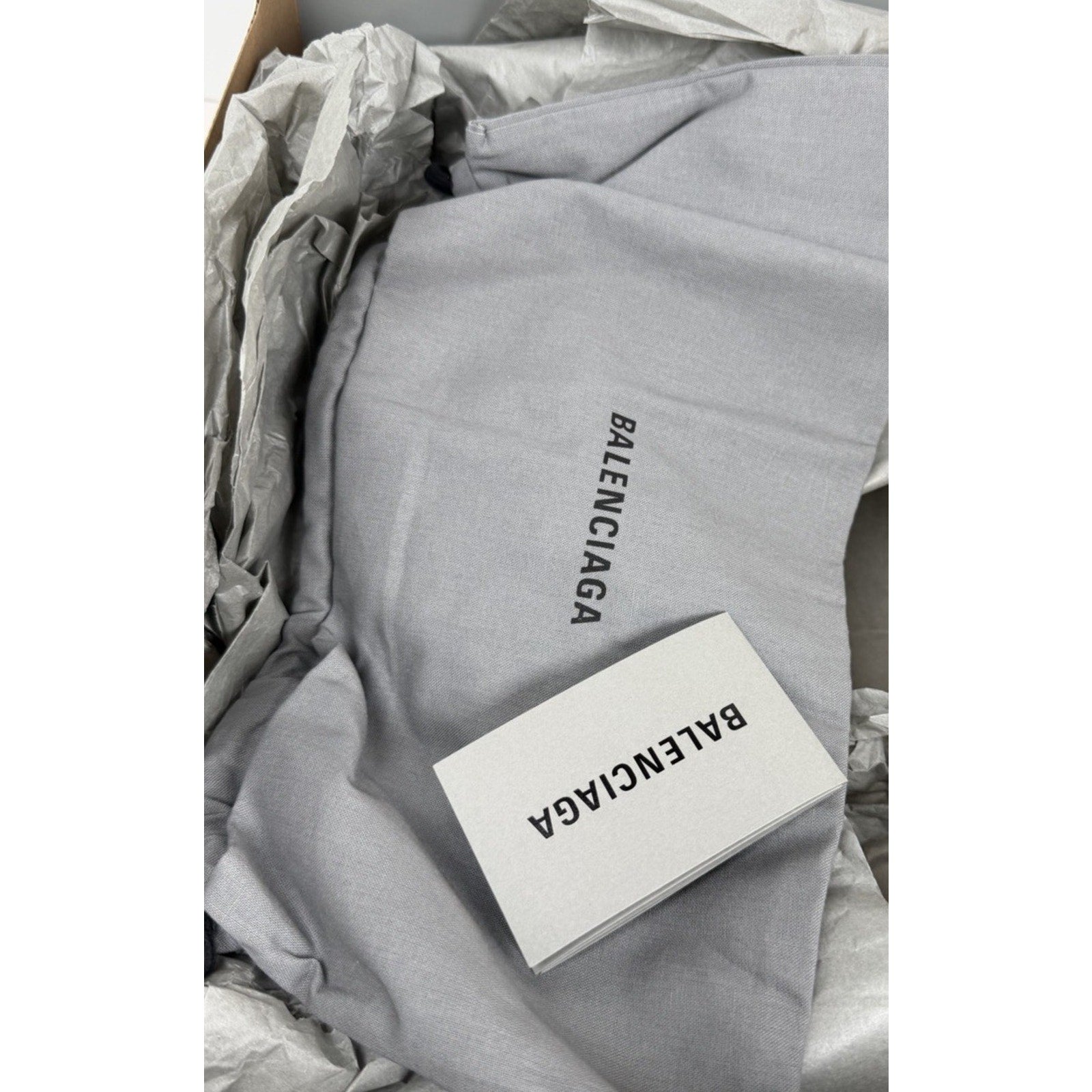 Size 35EU/5W - Balenciaga Triple S Fluo Green NEW