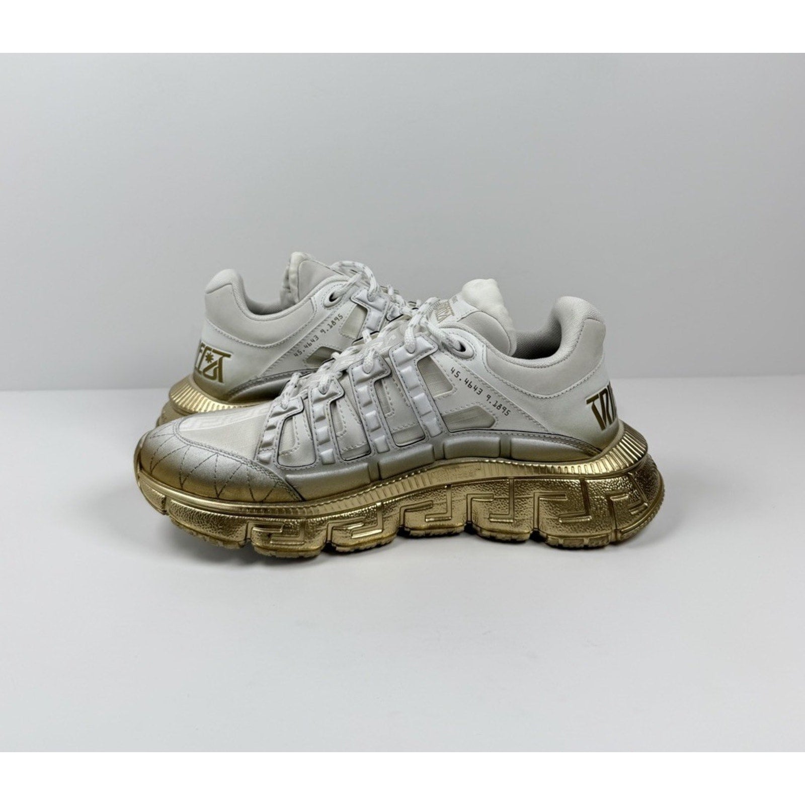 Size 40EU/7US - Versace Trigreca White Gold Sneakers NEW