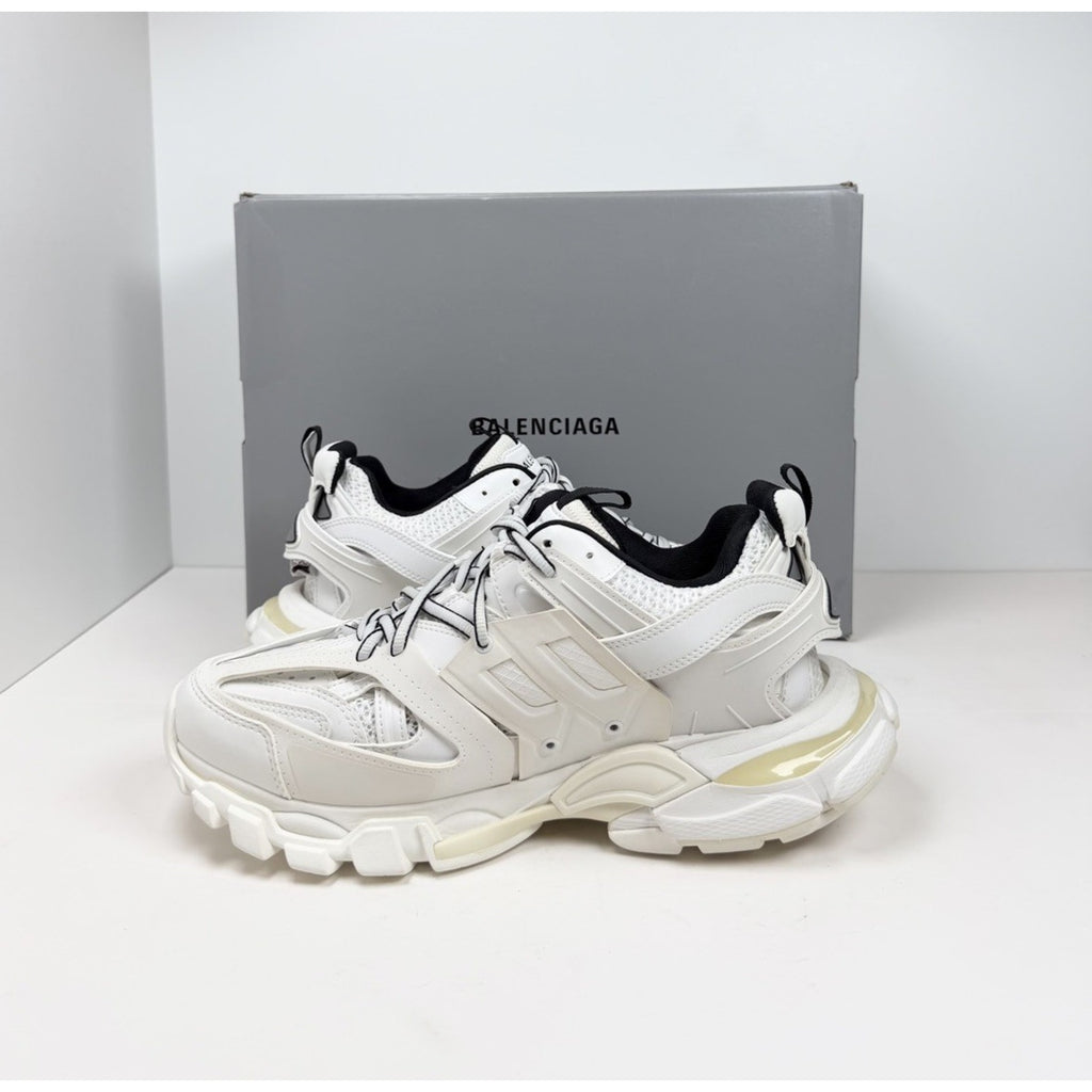 Size 40EU/7US - Balenciaga Track White NEW