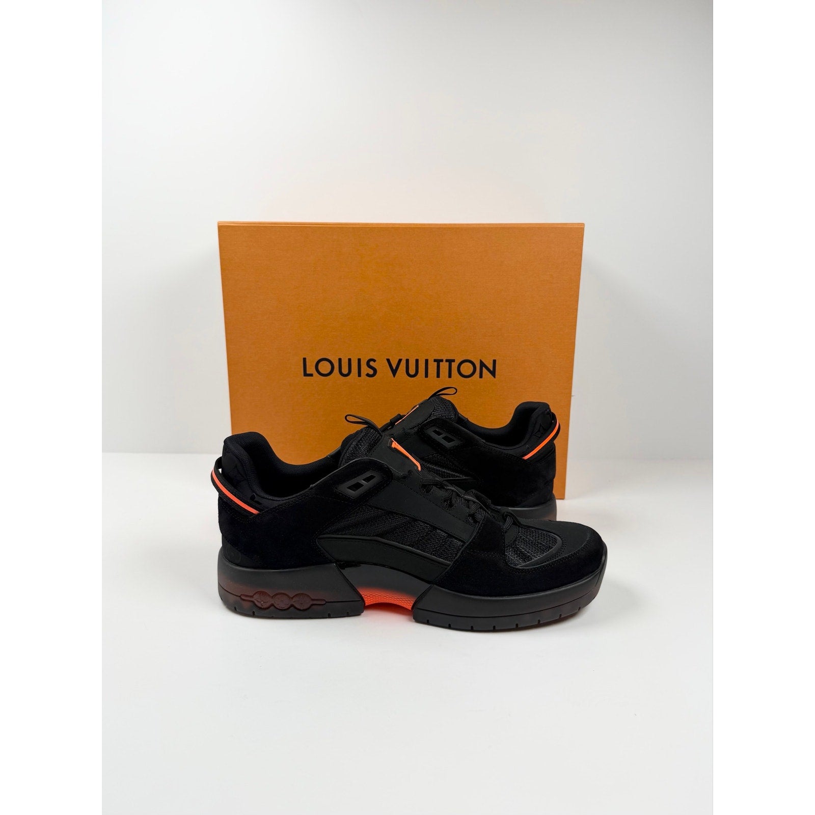 Size 7LV/8US - Louis Vuitton x Lucien Clark Sneakers NEW