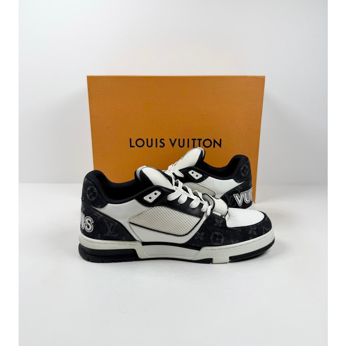 Size 9LV/10US - Louis Vuitton Strap Trainer