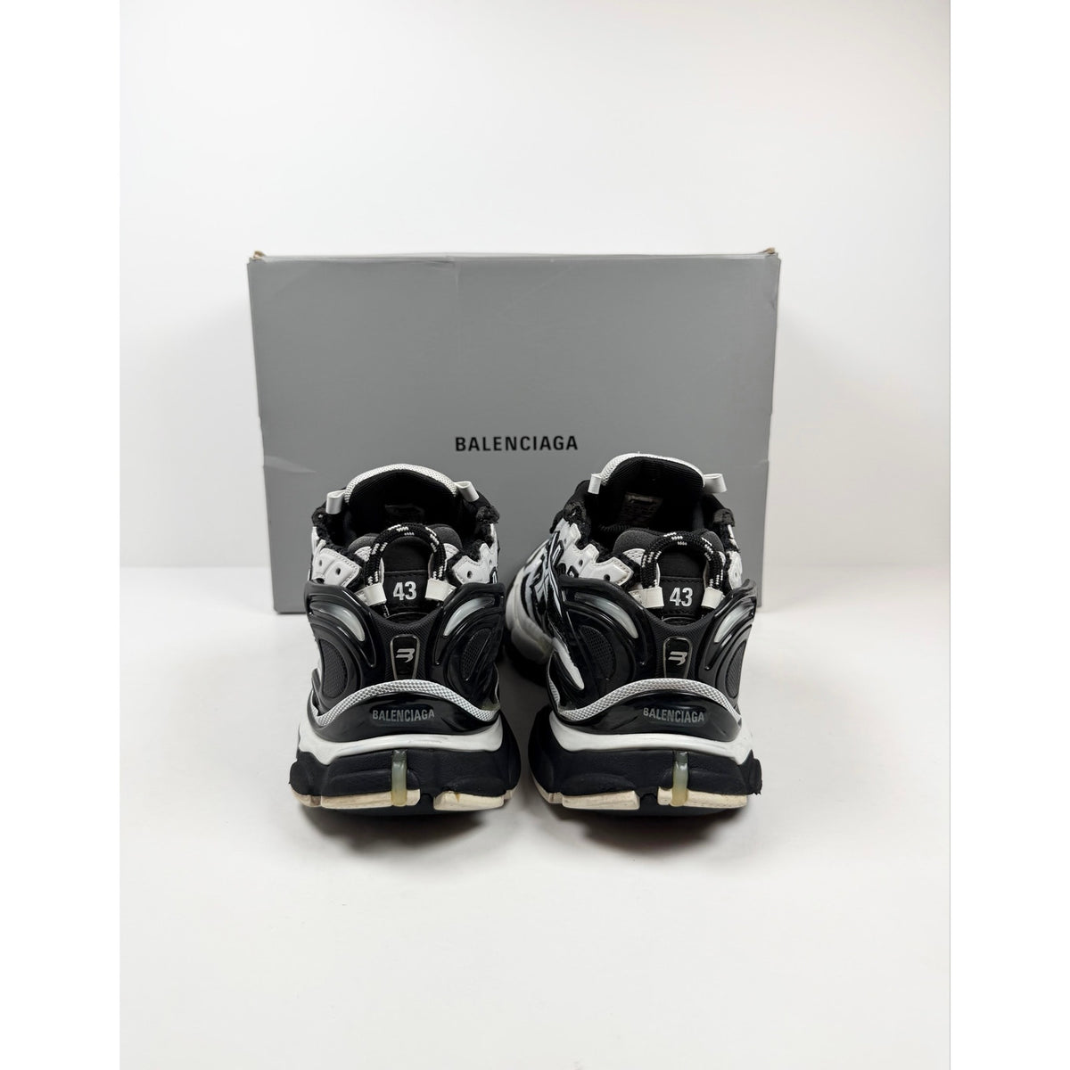 Size 43EU/10US - Balenciaga Runner Black White