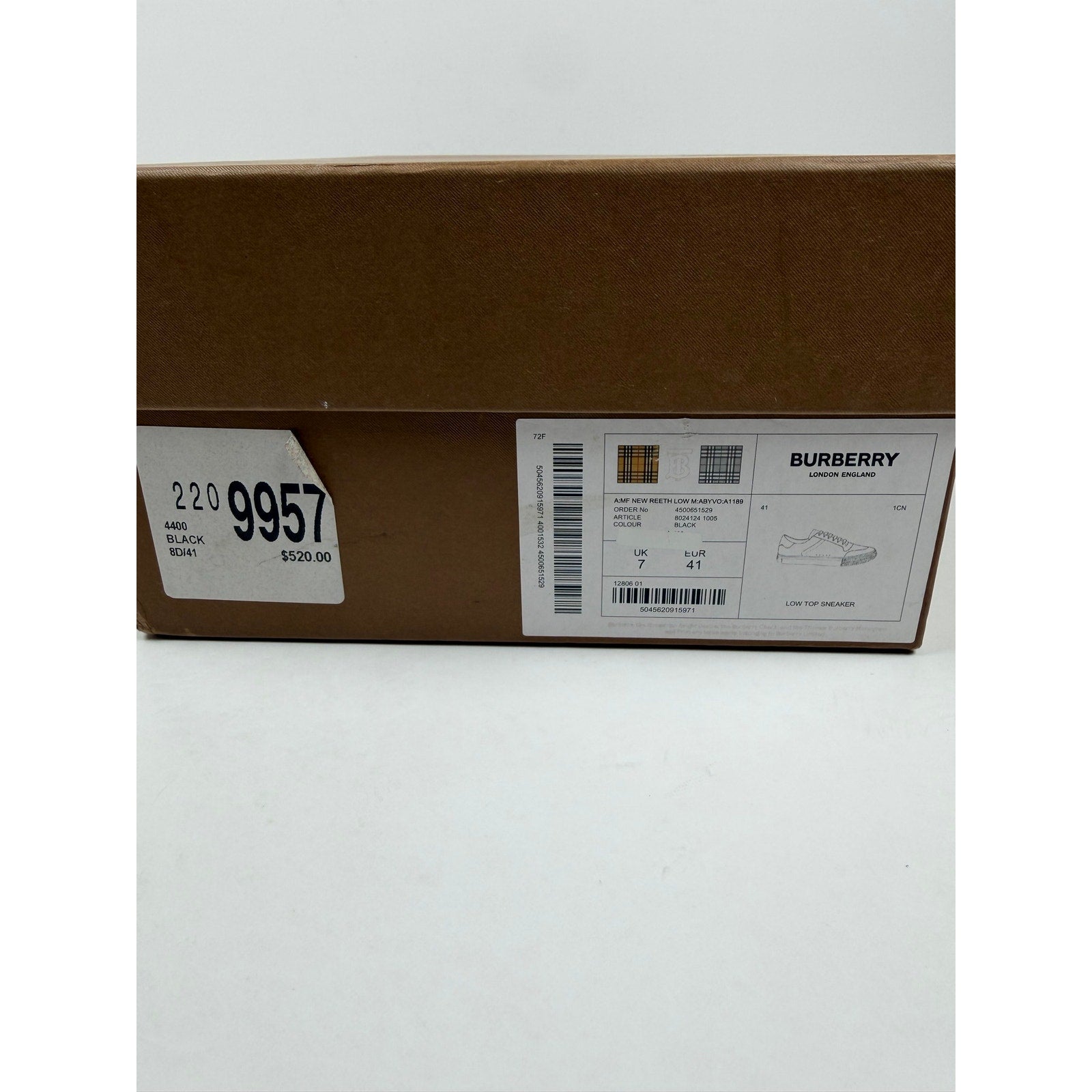Size 41EU/8US - Burberry Low Top Check
