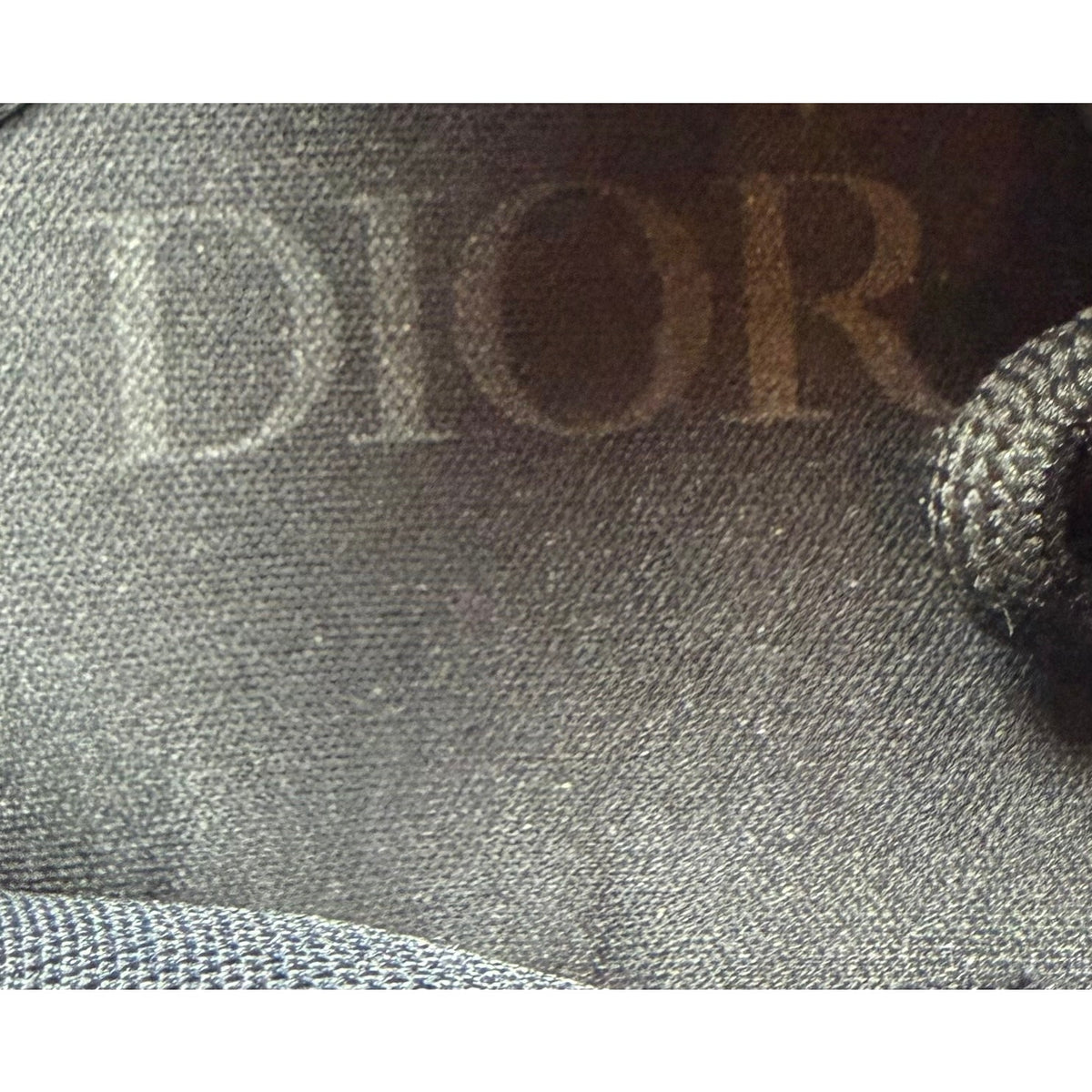 Size 41EU/8US - Dior B22 White Red