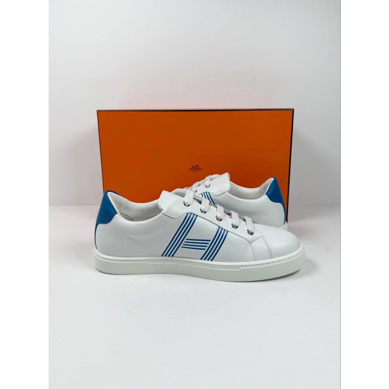 Size 8.5 - Hermes Advantage White Blue Leather Sneakers NEW