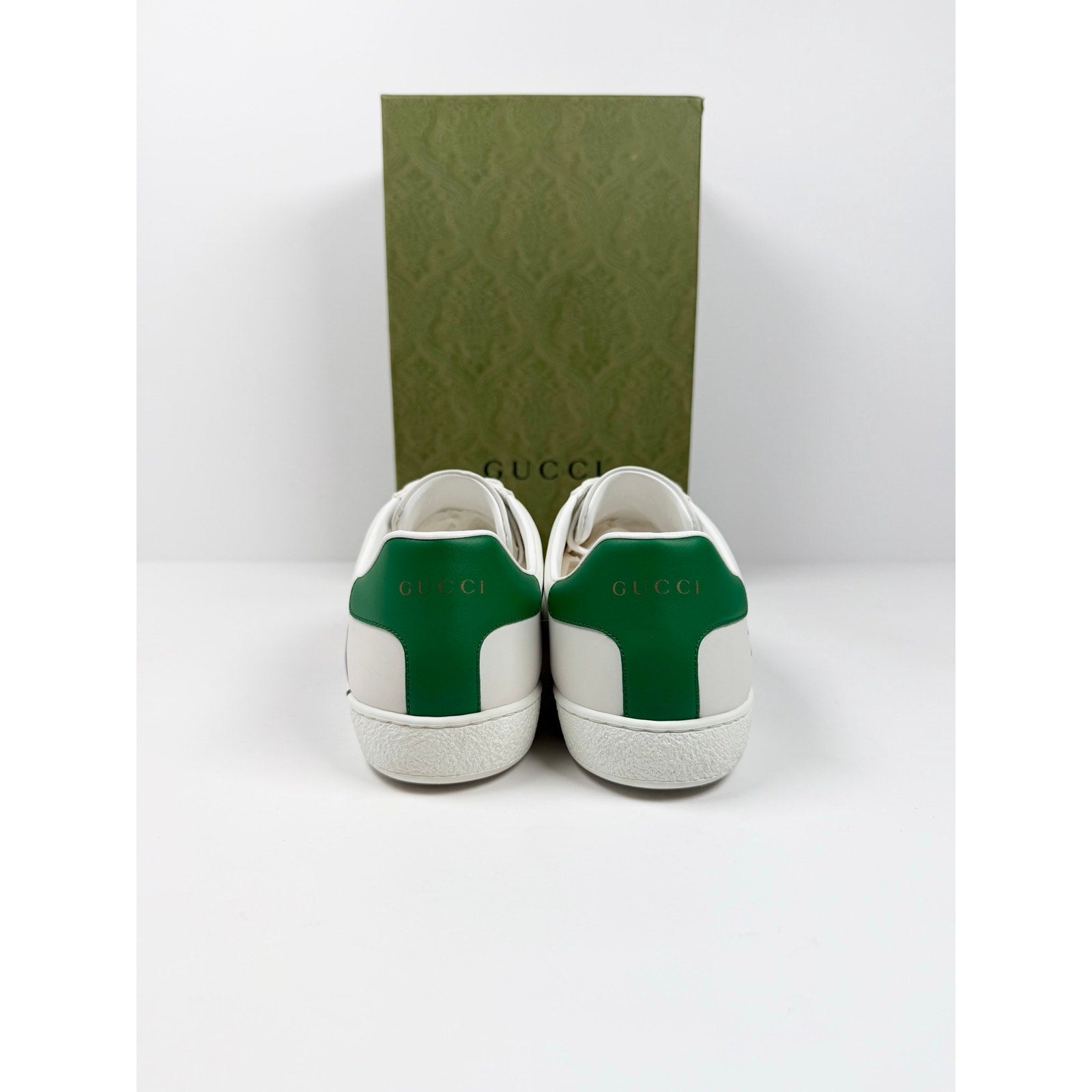 Size 9.5 - Gucci Ace Women’s Kitten Logo WORN 1X!