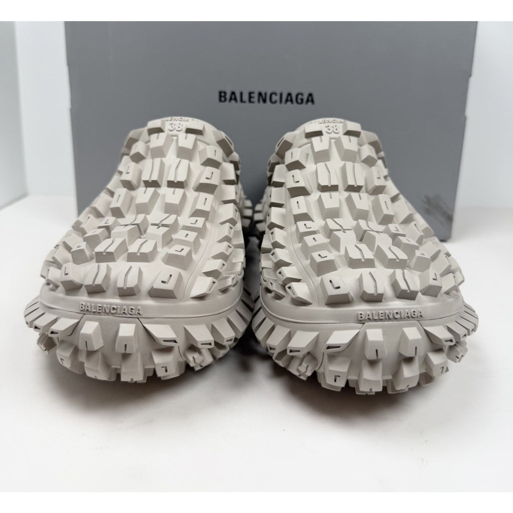Size 8 Women's - Balenciaga Defender Beige Clogs NEW