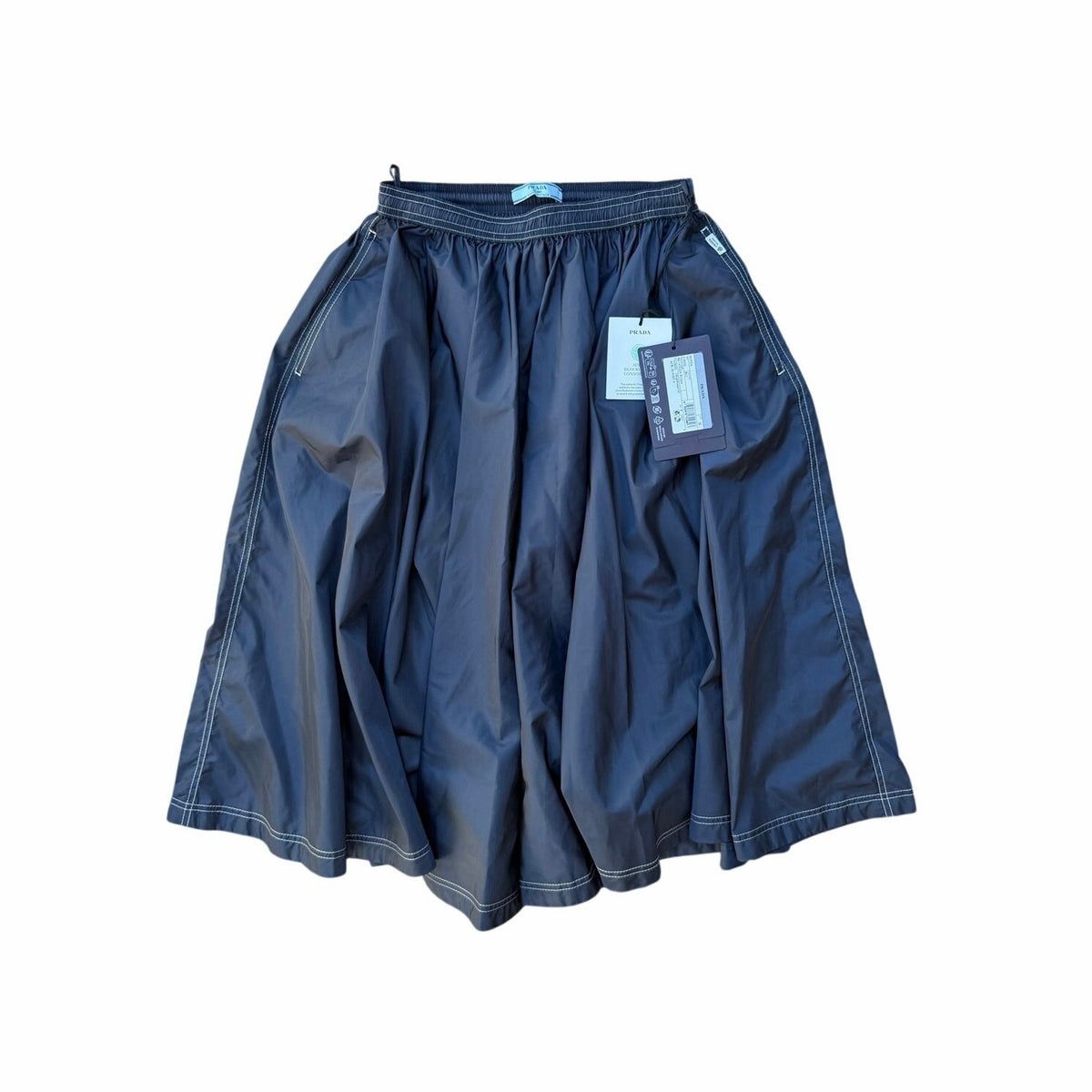 Size 36/US size 0 (XS) Prada Light Re-Nylon full skirt NEW