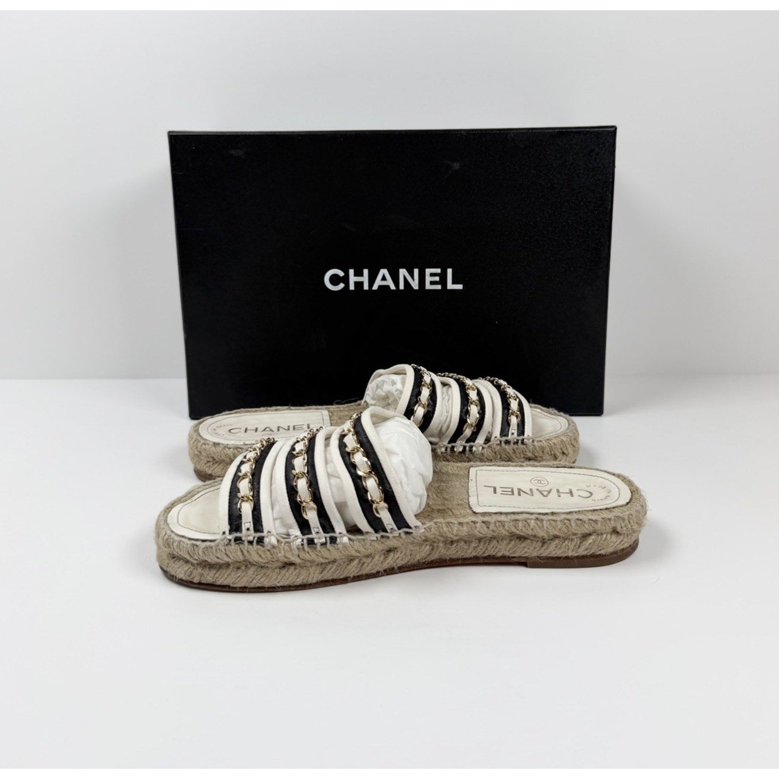 Size 36EU/6W - Chanel Chain Link Leather Espadrilles
