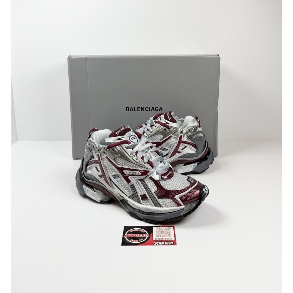 Size 39EU/6US - Balenciaga Runner Burgundy NEW!