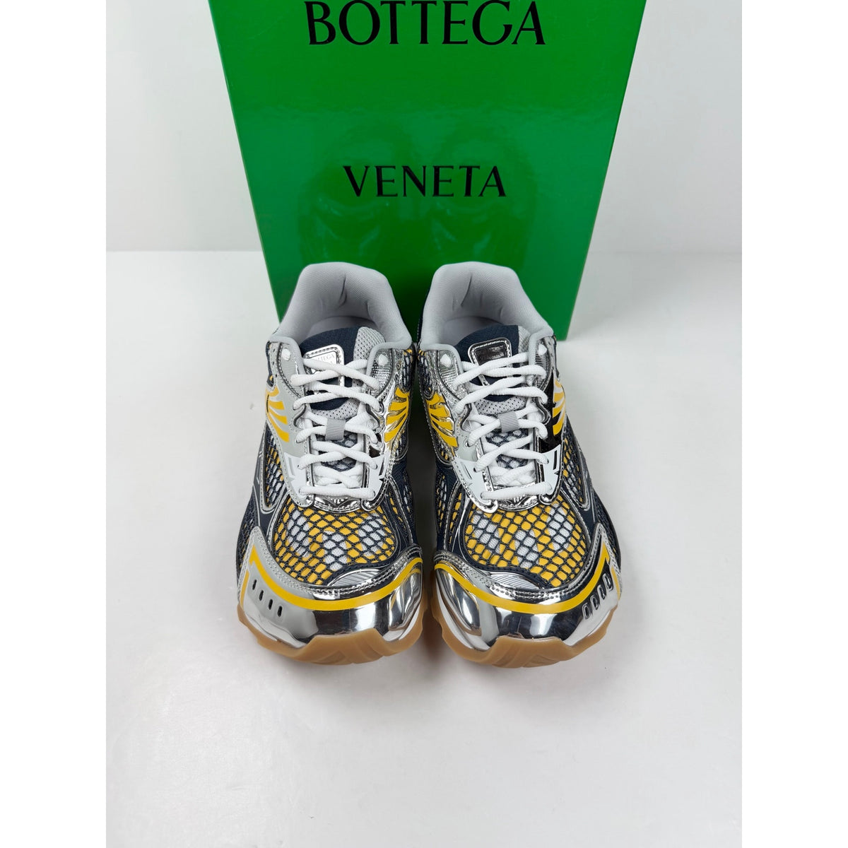 Size 43EU/10US - Bottega Veneta Orbit Taxi Denim NEW