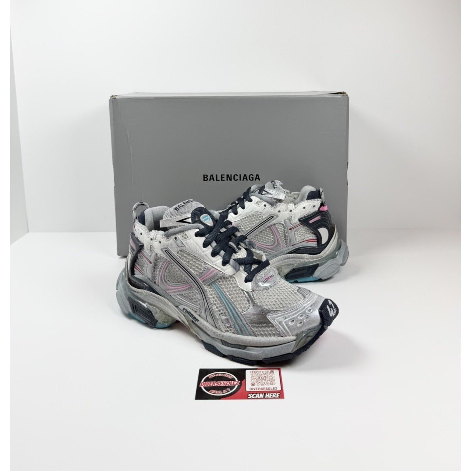 Size 42EU/9US - Balenciaga Runner Grey Pink Blue NEW