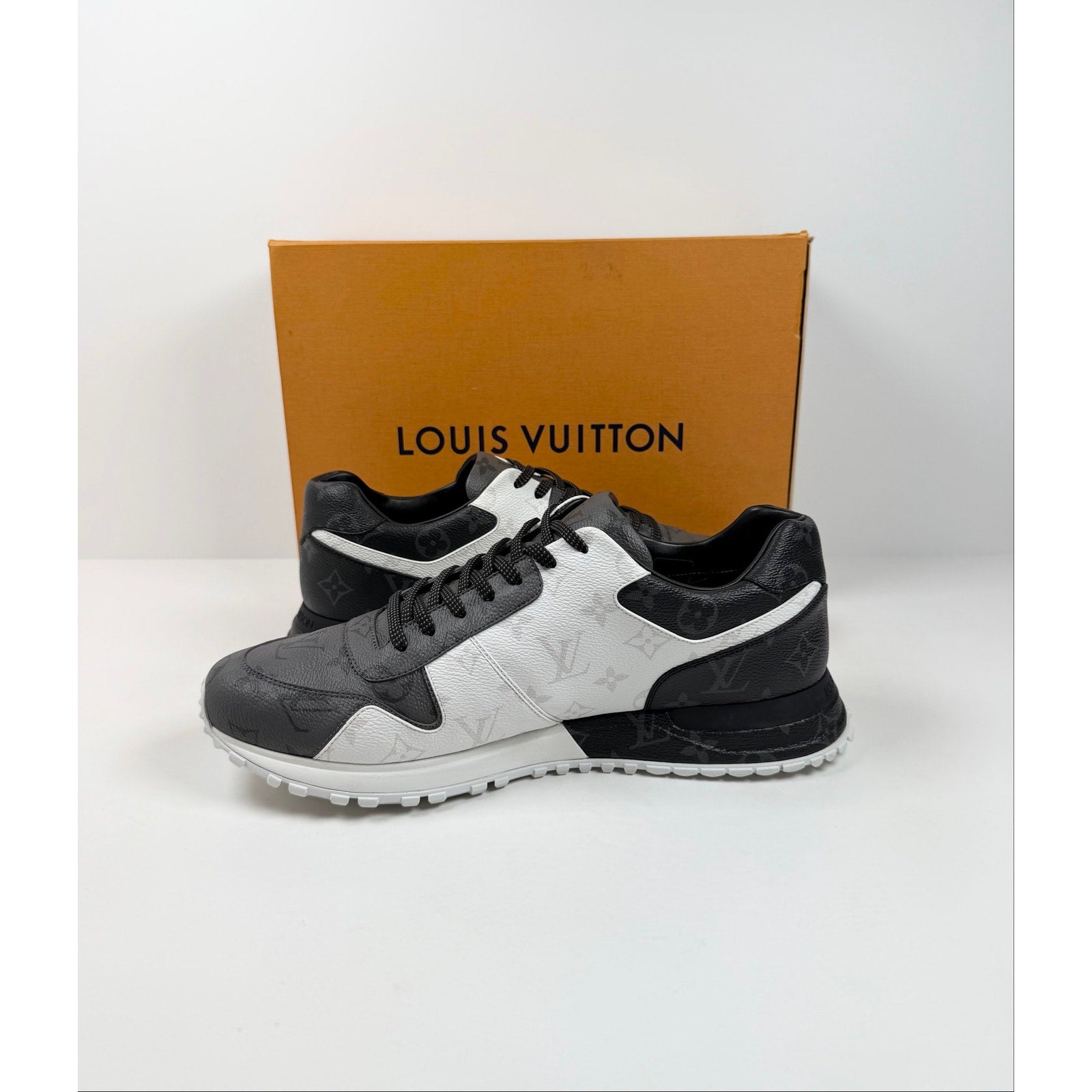 Size 11UK/12US - Louis Vuitton Runaway Like New!