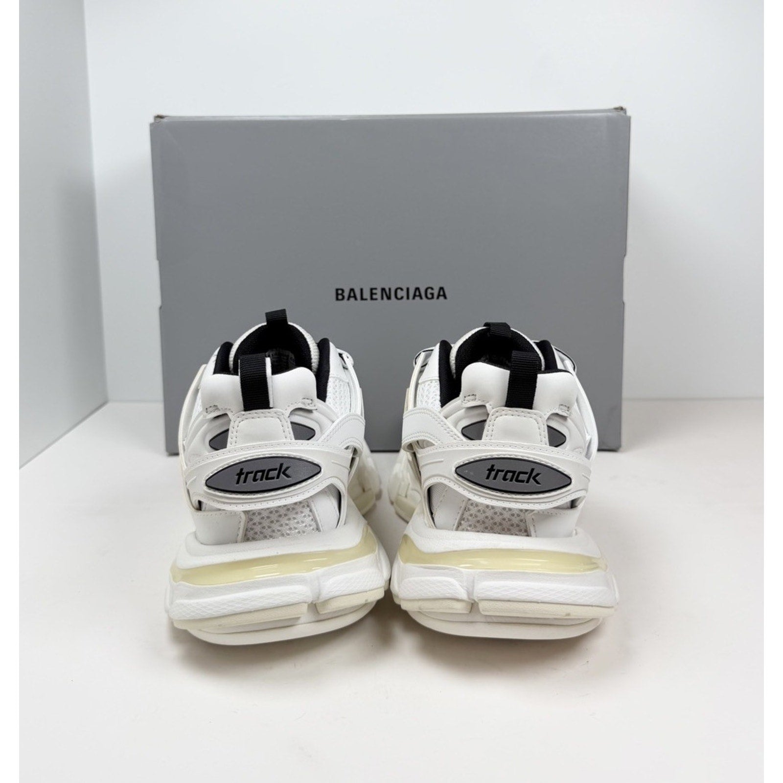Size 40EU/7US - Balenciaga Track White NEW