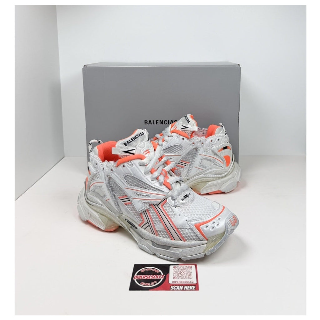Size 40EU/7US - Balenciaga Runner White/Runner Sneakers NEW